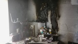 Оставленные без присмотра свечи стали причиной пожара в квартире в Зеленокумске